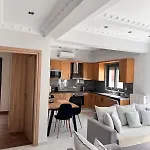 Kontis' Deluxe Furnished *