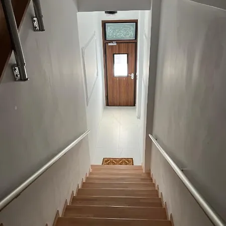 Appartement Kontis' Deluxe Furnished