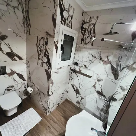 Kontis' Deluxe Furnished *