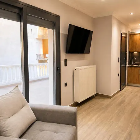 Lejlighed Kontis' Deluxe Furnished Loutráki