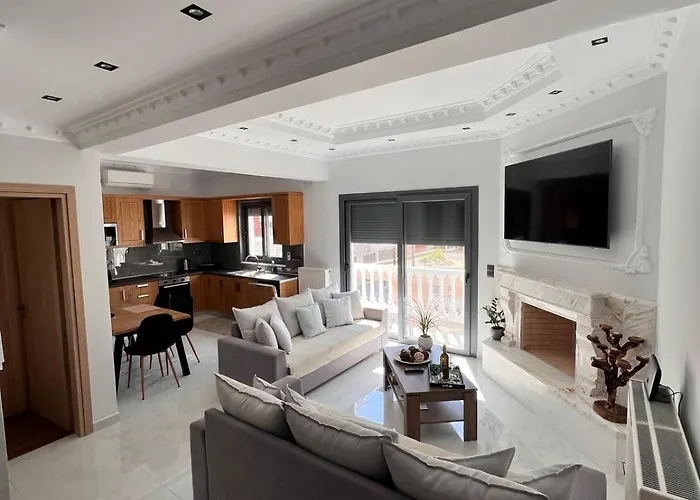 Kontis' Deluxe Furnished Διαμέρισμα Λουτράκι