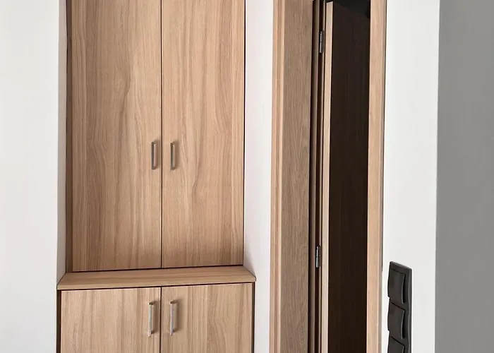 Kontis' Deluxe Furnished Апартаменты Лоутраки